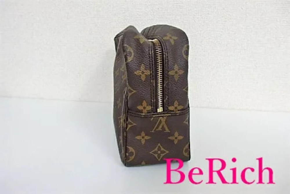 Louis Vuitton Shoulder Pouch Clutch Clutch Monogram Bag Toilette Trousses Brown
